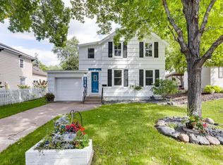 914 9th St, Hudson, WI 54016