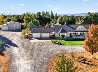 19165 Country View Dr, Cottonwood, CA 96022