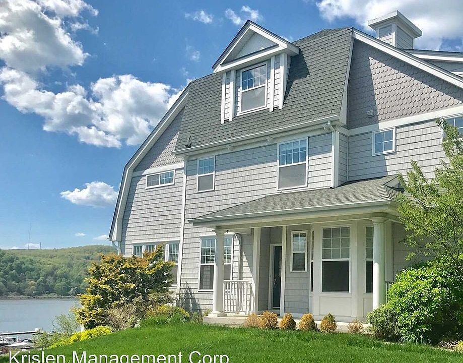 2nd image of 209 Riverview Dr
