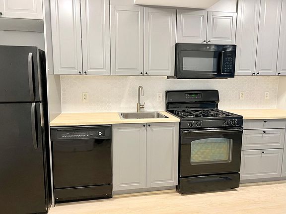 New backsplash just added!