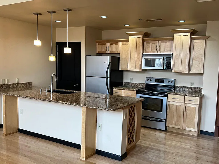 303 Central Ave NE #202 — Photo 2