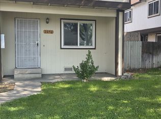 2090 F St #2090, Sparks, NV 89431