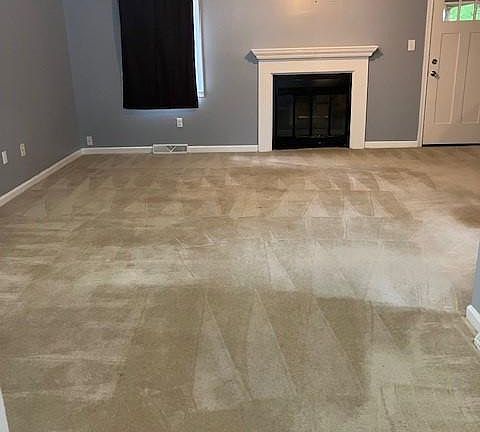 3rd image of 22416 Greenview Ct
