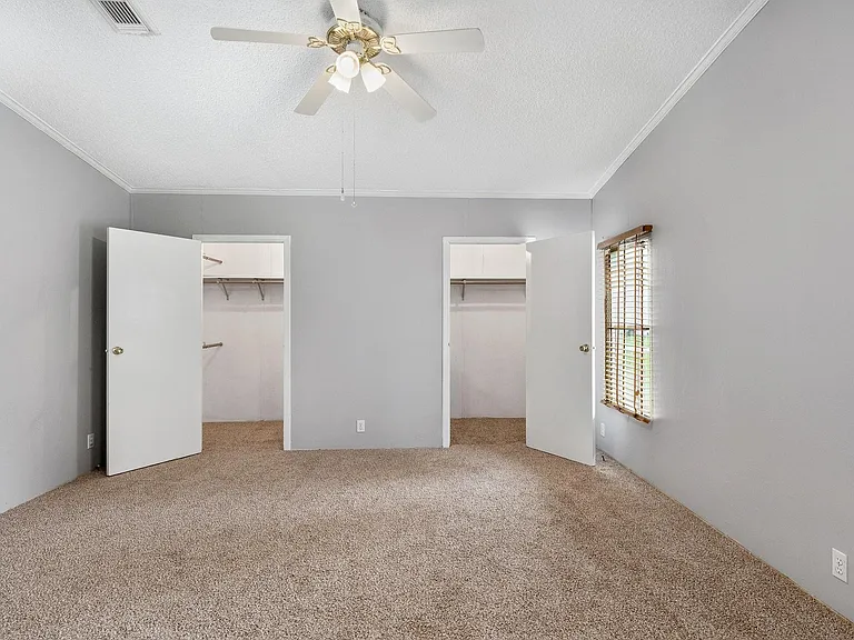 5410 Carriage Trails Dr — Photo 15