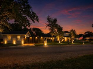 608 Casas Del Norte Ct, Granbury, TX 76049