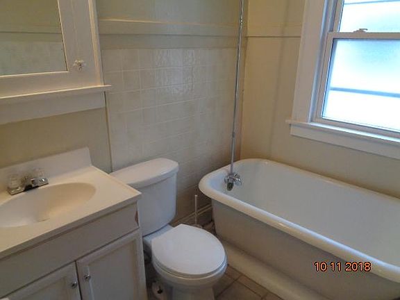 4th image of 2401 Searsdale Ave #2