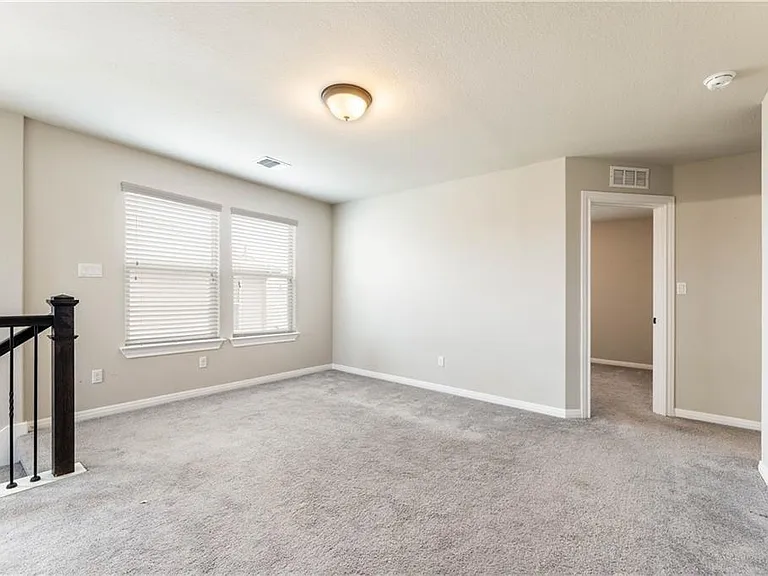 5413 Traviston Dr — Photo 18