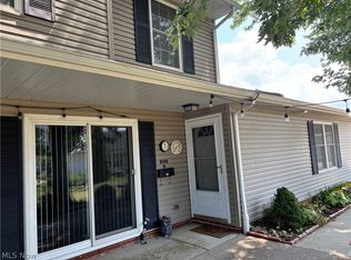 8140 Independence Dr, Mentor, OH 44060