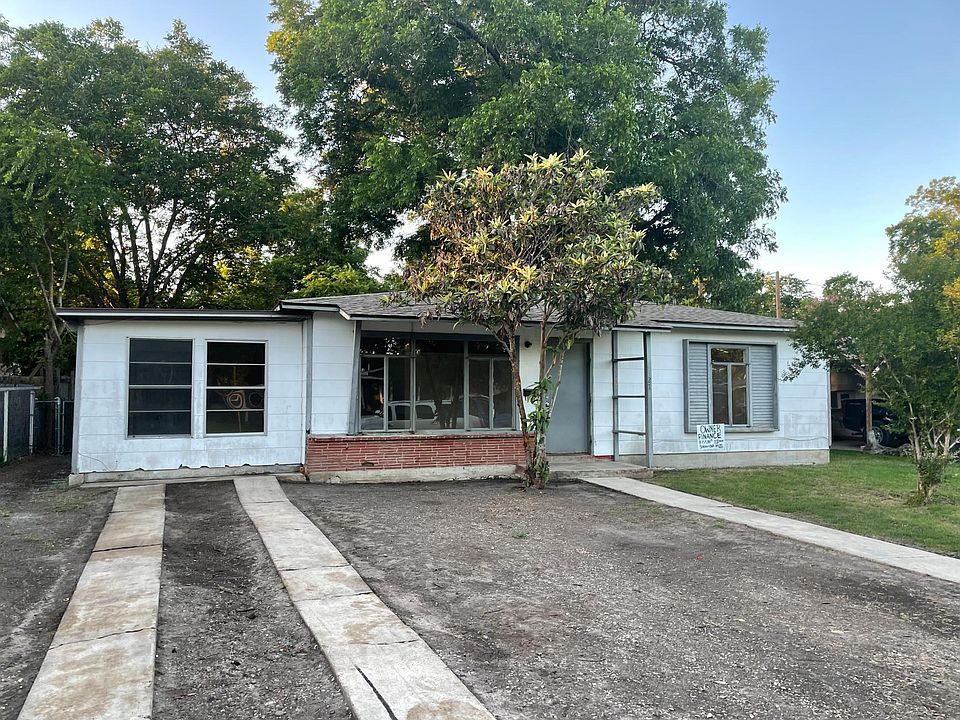 1st image of 526 Crane Ave