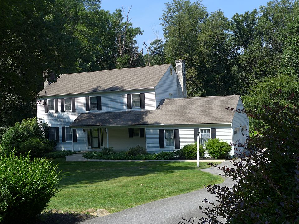1st image of 373 Brookwood Dr