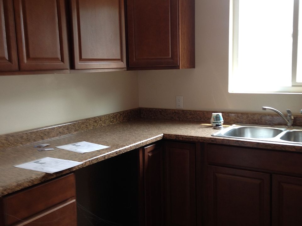 2nd image of 16312 Hanford Armona Rd