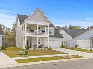 68 Red Bluff St, Summerville, SC 29483