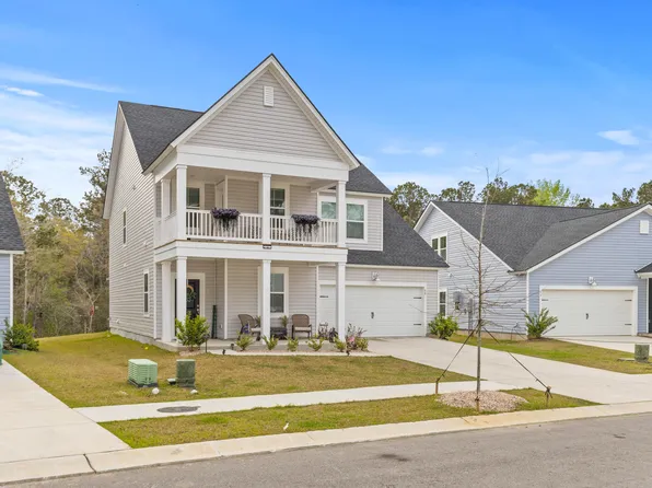 68 Red Bluff St, Summerville, SC 29483