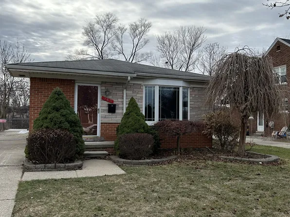 969 Harrison Blvd, Lincoln Park, MI 48146