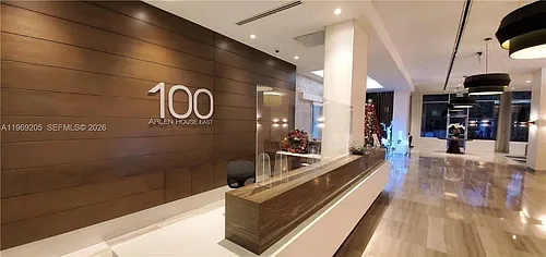 100 Bayview Dr #310 Photo 1