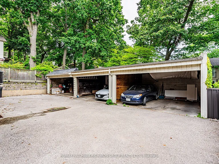 15 Courcelette Rd #1 — Photo 12