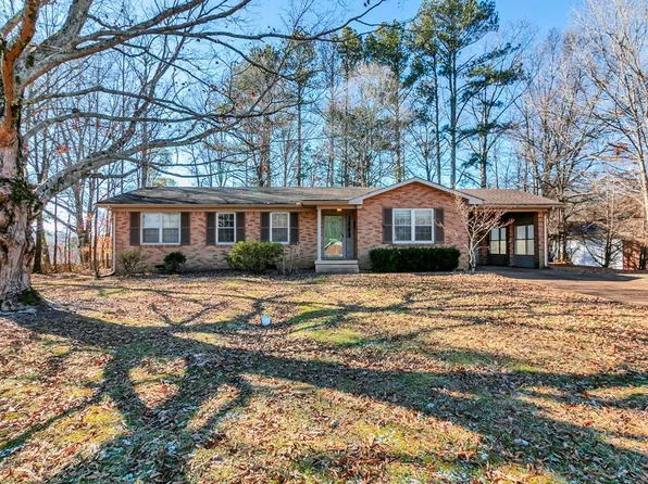 425 Whitehall Cir, Paris, TN 38242