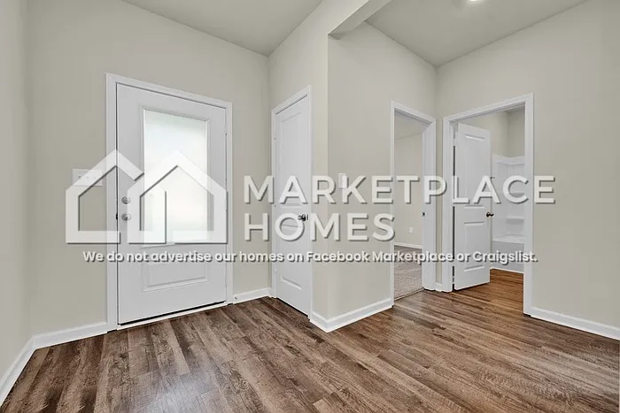 3 bed, 2.0 bath, 1863 sqft, $1,750 — Photo 2