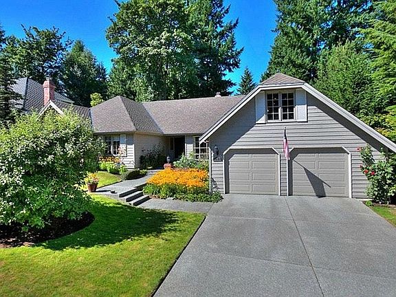 3rd image of 21812 NE 22nd St