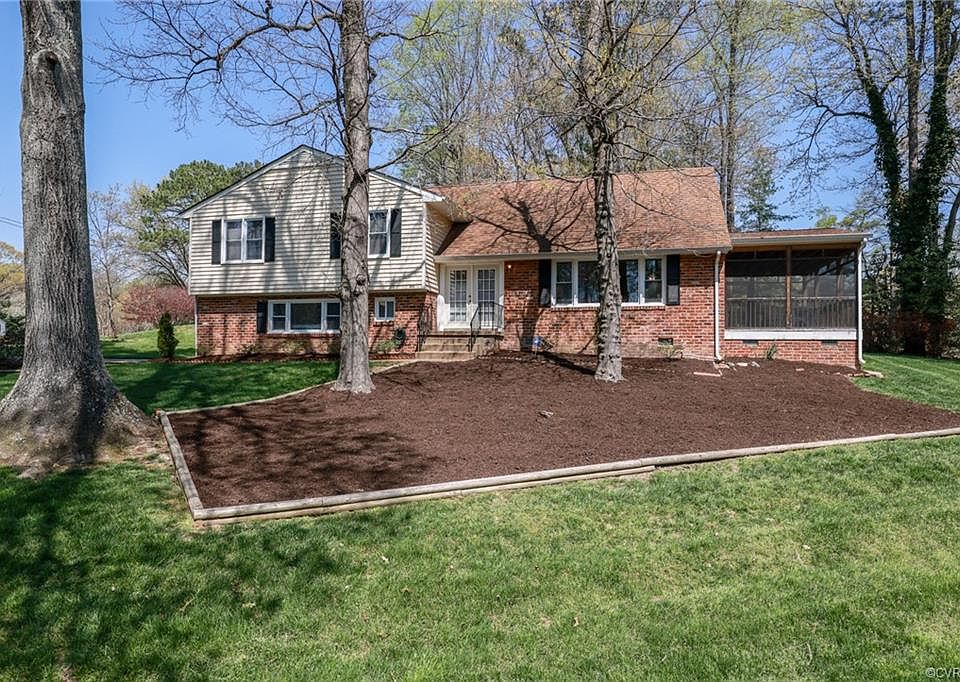 1st image of 500 Whitaker Dr