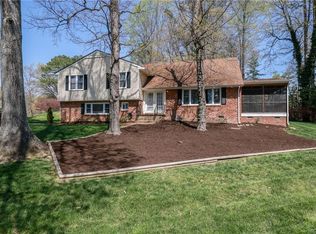 500 Whitaker Dr, North Chesterfield, VA 23235