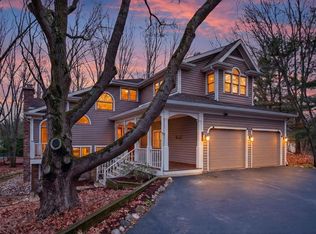 3140 Wild Dunes Path, Stevensville, MI 49127