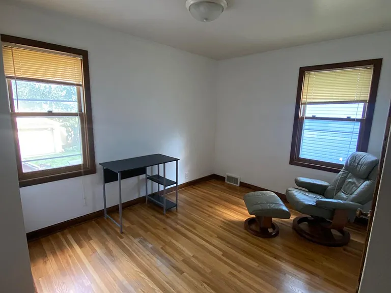 124 Cedar Lake Rd — Photo 11