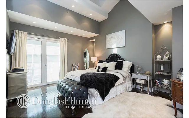 Sold by Douglas Elliman | media 3