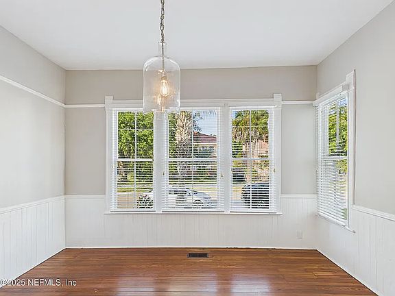 5th image of 1251 Hubbard St #1