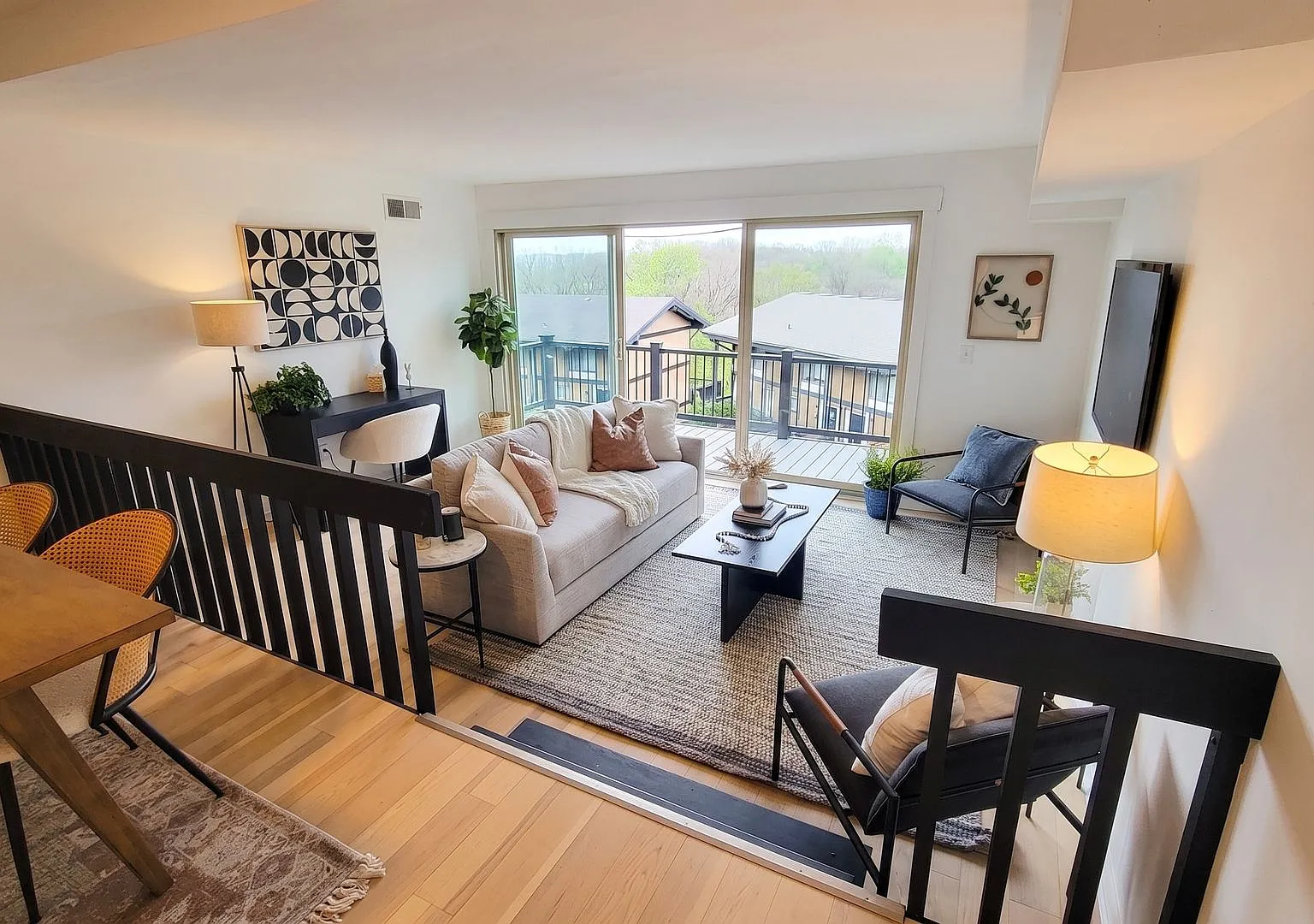 Village in the Park Apartments — Photo 1