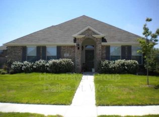402 Reindeer Dr, Midlothian, TX 76065