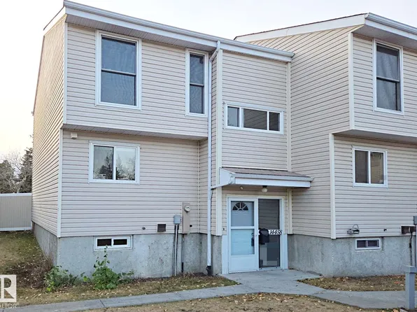 14458 56th St NW, Edmonton, AB T5A 3R1