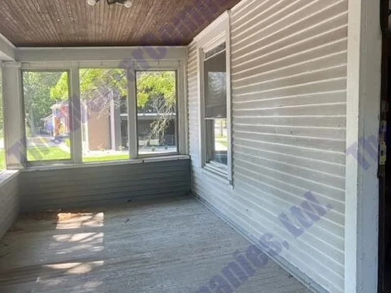 105 N Coler Ave — Photo 1