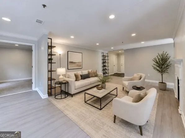 3201 Lenox Rd NE APT 19, Atlanta, GA 30324