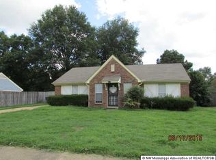3875 Carroll Dr, Horn Lake, MS 38637