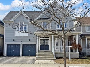 8 Brookhurst Ave, Georgina, ON L4P 0B4