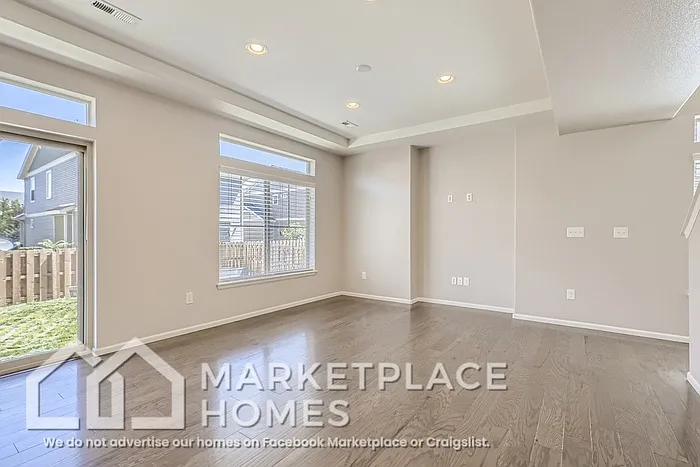 12421 E 105th Pl — Photo 5