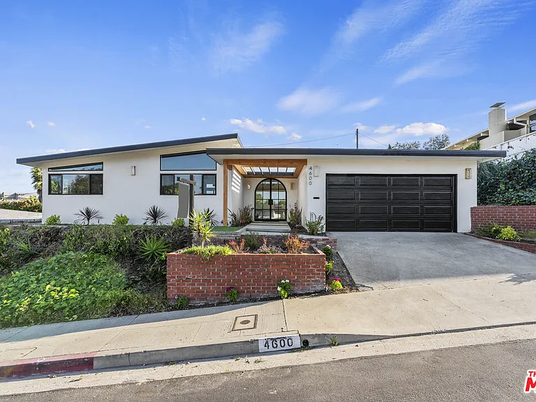 4600 Don Quixote Dr — Photo 2
