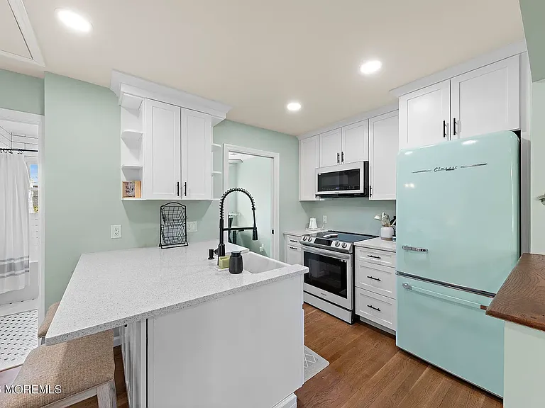 1201 Ocean Ave #108 — Photo 6