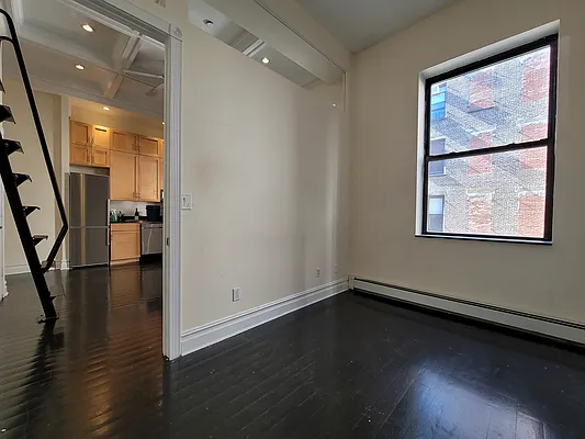 Rented by Julien Aractingi, LREB | media 19