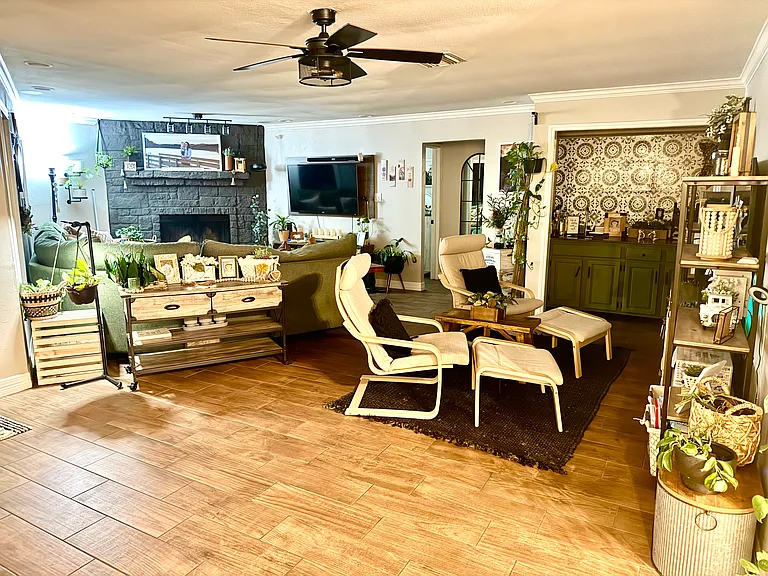 3401 Charleston Ln — Photo 4