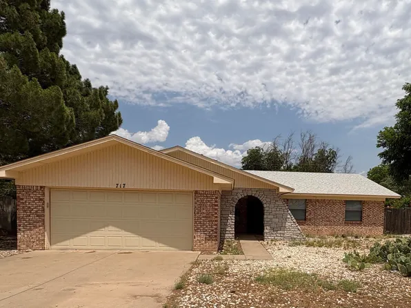 717 La Fonda Dr, Roswell, NM 88201