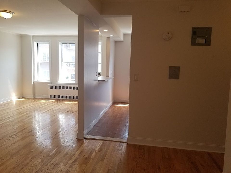 1st image of 55 92nd St APT A4