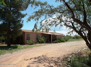 5823 S Windflower Ln, Hereford, AZ 85615