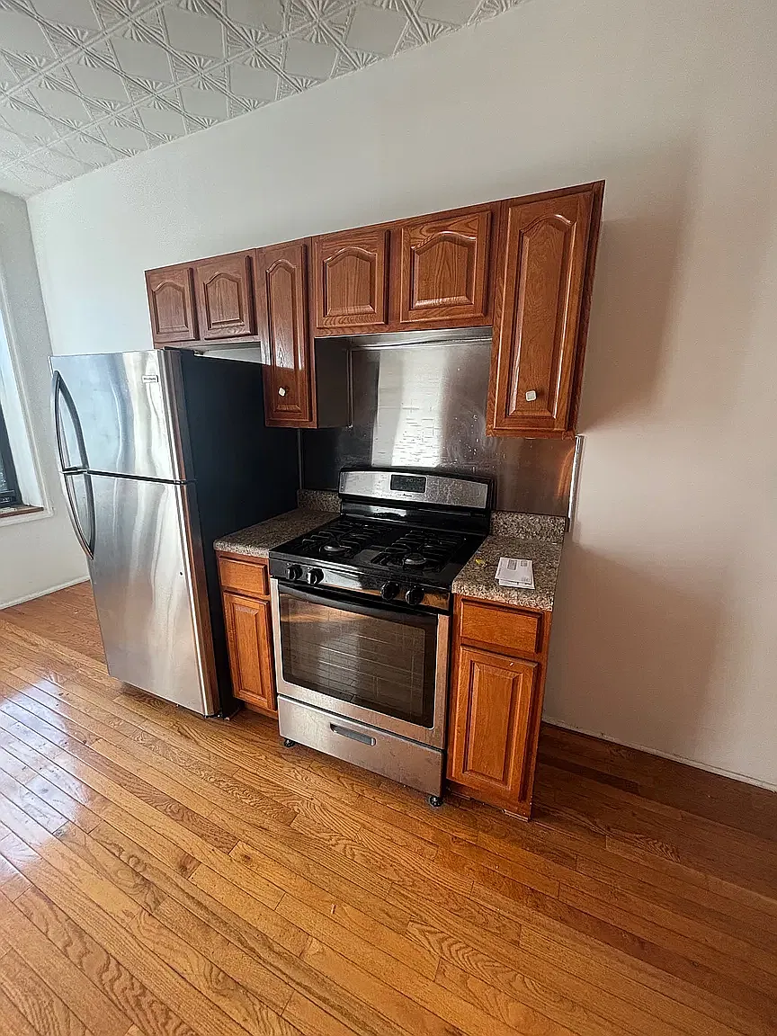 74 Saint Nicholas Avenue — Photo 3