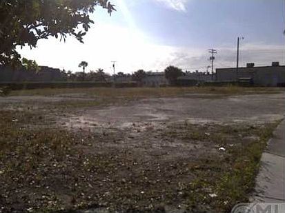 2nd image of 717 10th St