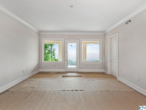 3rd image of 7 Watson Grande Way
