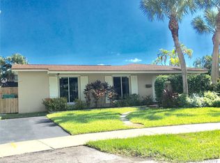 18621 SW 93rd Ave, Cutler Bay, FL 33157