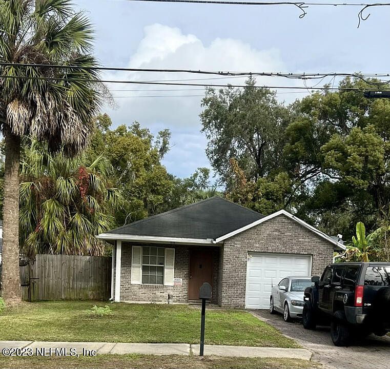 1st image of 7815 BERRY Avenue