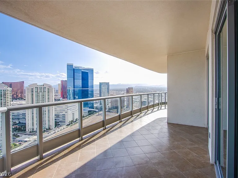 222 Karen Ave #4005 — Photo 3